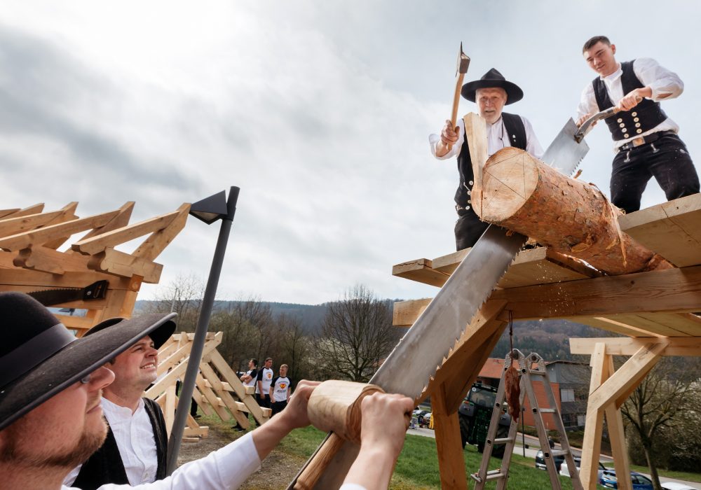 „Handwerk all-in“ am 14.04.2018  im Bildungszentrum der Handwerkskammer Südthüringen in Rohr Kloster (Thüringen). Zahlreiche Ausbildungsbetriebe und das Bildungszentrum zeigten den mehr als 1000 Besucher anschaulich und praktisch die Vielfalt des Handwerks. Foto: Michael Reichel / arifoto.de